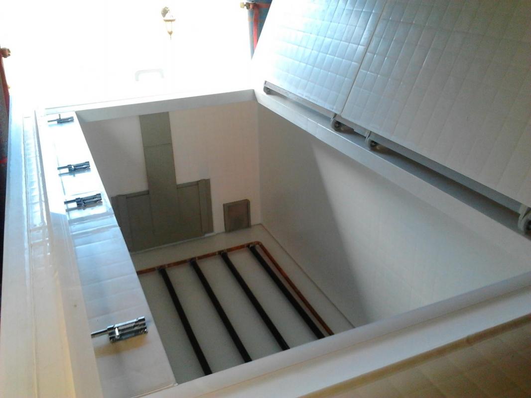 hodrobion izoterm pentru transport de peste viu